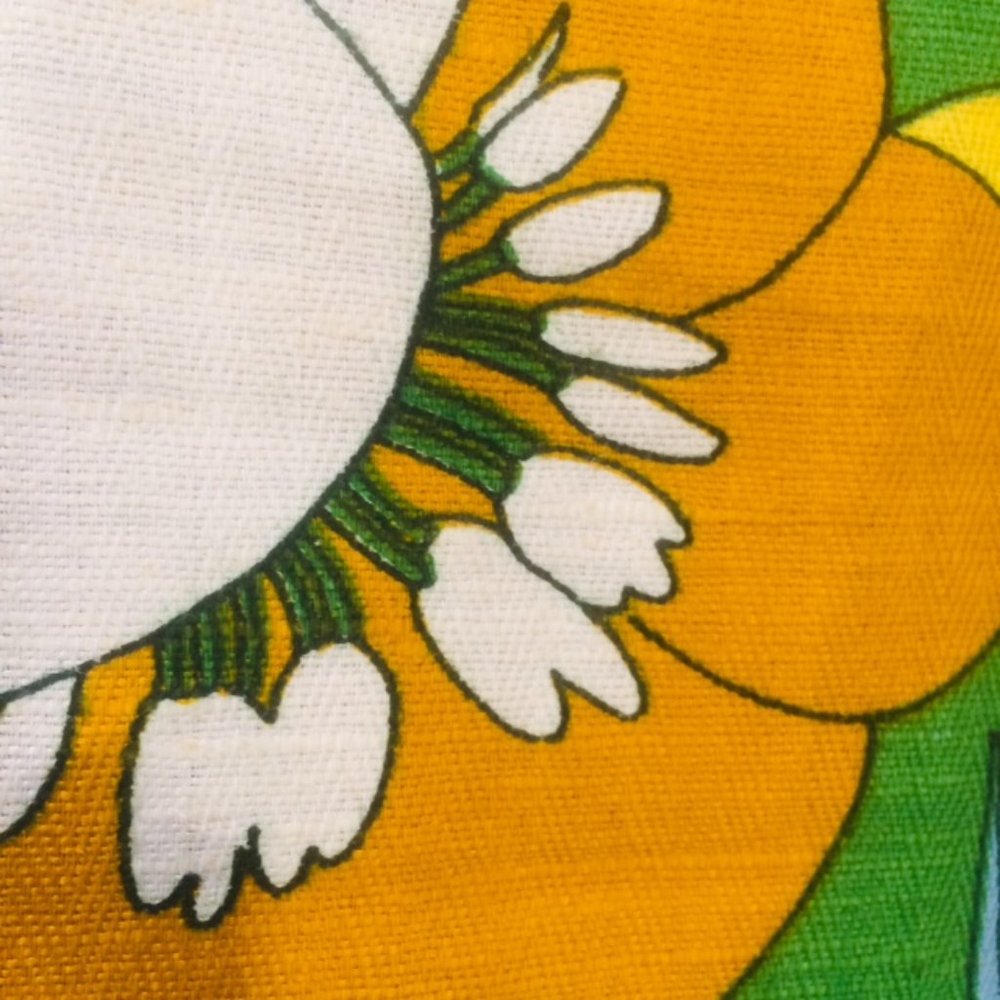 Vtg 60’s 70’s Flower Line 5th Avenue Fabric - Picture 6 of 11